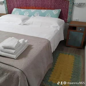 Sa Crobe Bed & Breakfast