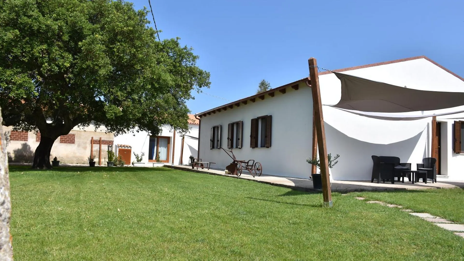 Il Vecchio Casale B&B Sedini